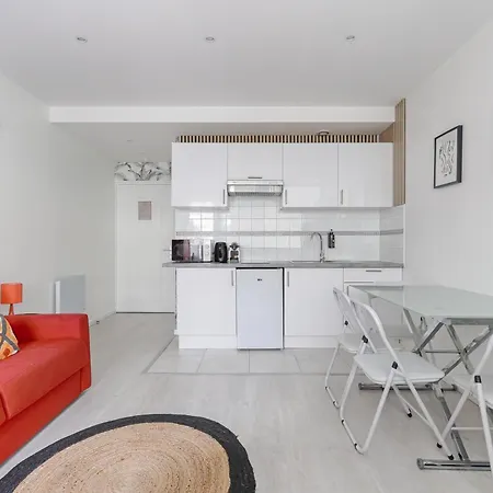 Saint Fargeau Gambetta Iii Lovely 4p-1br Parigi
